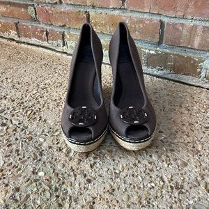 Women’s Tory Burch Cerise Brown Wedge Espadrille Size 10